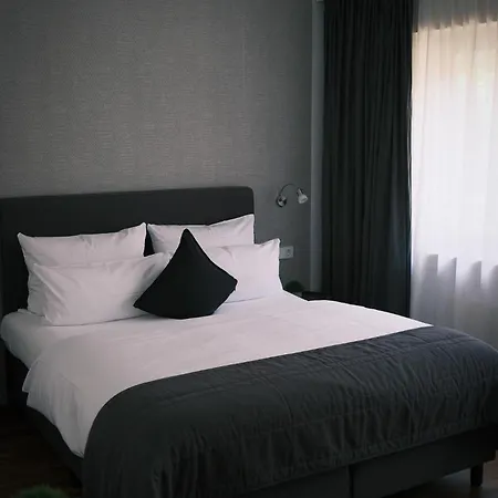Kreuzblume & Weinstube Bed & Breakfast Freiburg im Breisgau