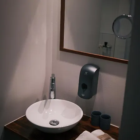 Couette-café Kreuzblume & Weinstube 3*